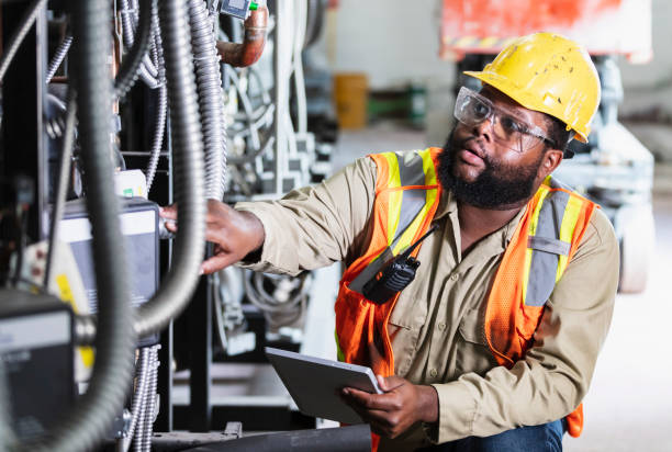 Best Commercial Electrician Services  in La Croft, OH