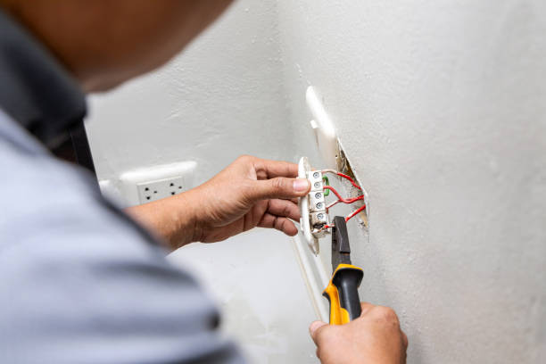 Best Residential Electrician Services  in La Croft, OH